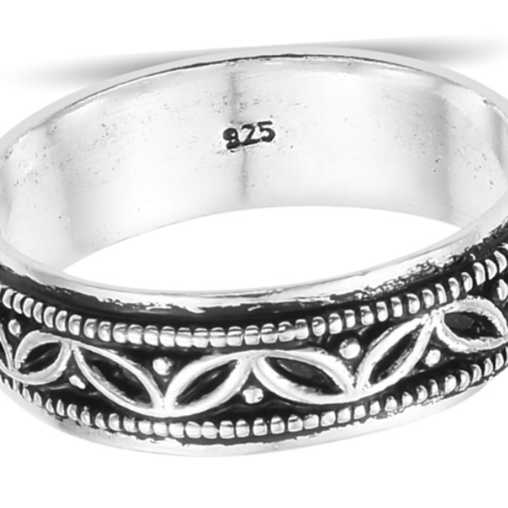 Genuine Sterling Silver Band Ring Size 7.0 - Picture 4 of 5
